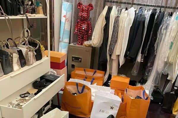 大连市沙河口回收一线品牌衣服